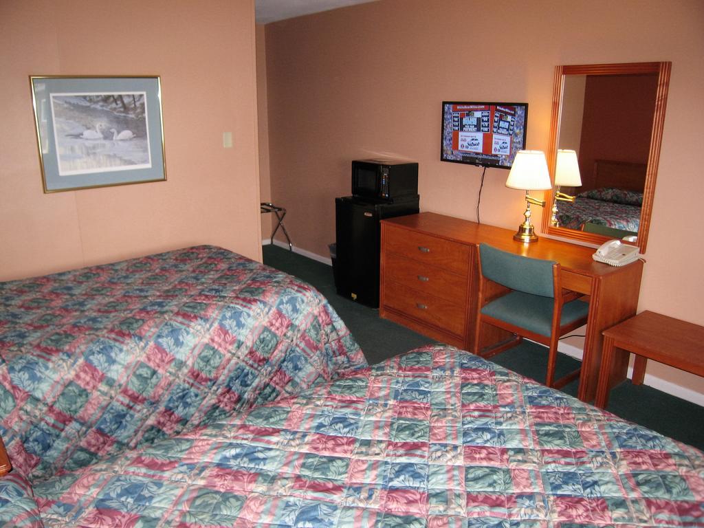 Travelers Lodge Marshall المظهر الخارجي الصورة